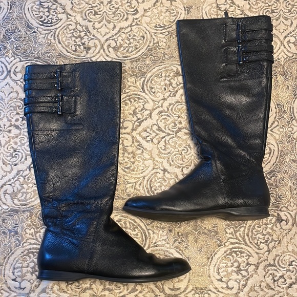 enzo angiolini leather boots